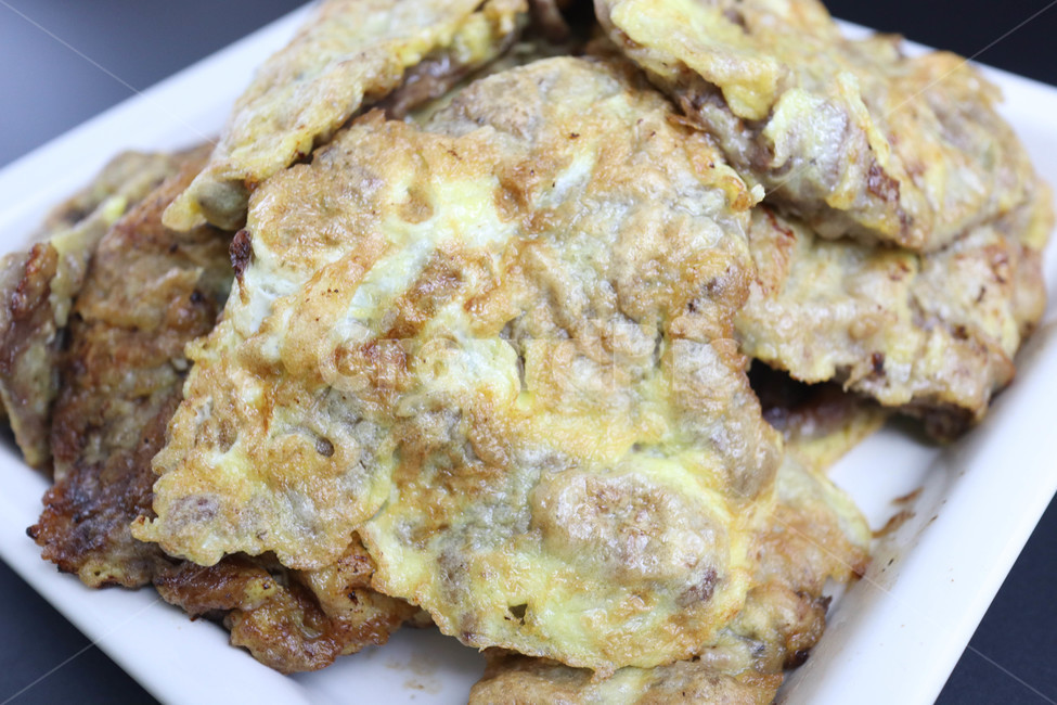 육전,전,소고기육전,소고기요리,한국요리,명절요리,빨강,음식,식재료,요리,food,cook,meal,dishes,food reserves,한식,한국음식,한국요리,korean food,korean dishes,korean meal,korean cook