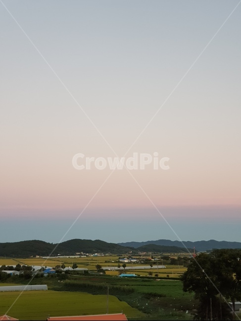 하늘,일몰,초저녁,마을,평화,따뜻함,노을,야경,시골,마을,풍경,landscape,country,rural,town