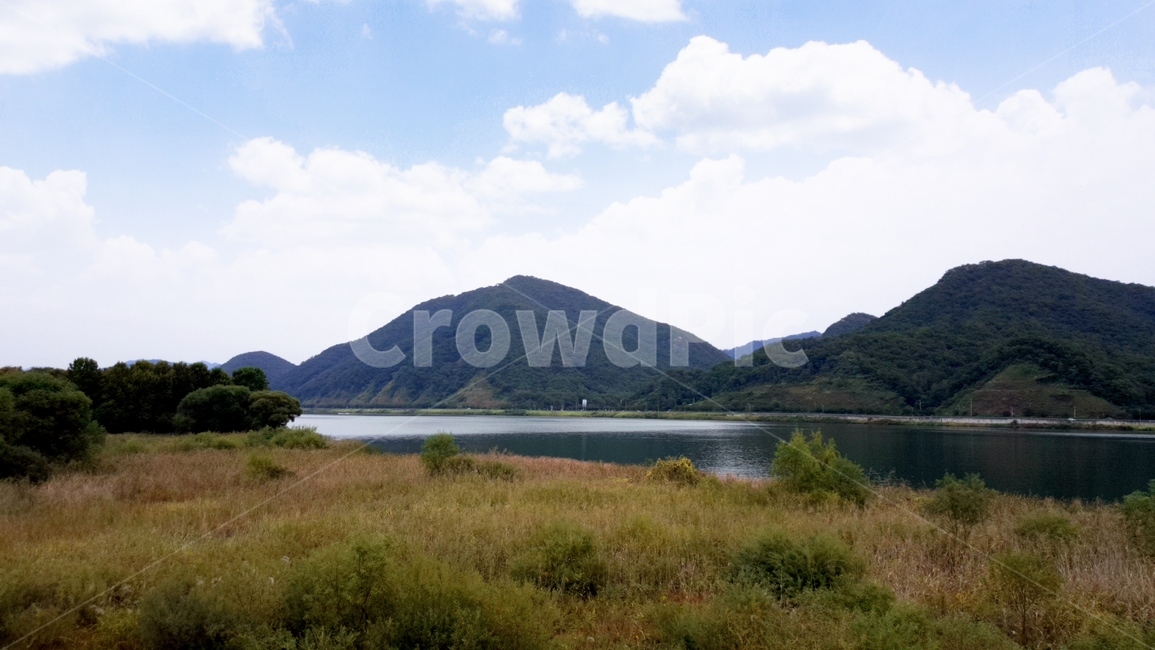 산,하늘,구름,풀밭,자연,풍경,풀,가을,자연,풍경,nature,landscape,한국자연풍경,한국자연경관,korea nature landscape,water,물,outdoors,옥외