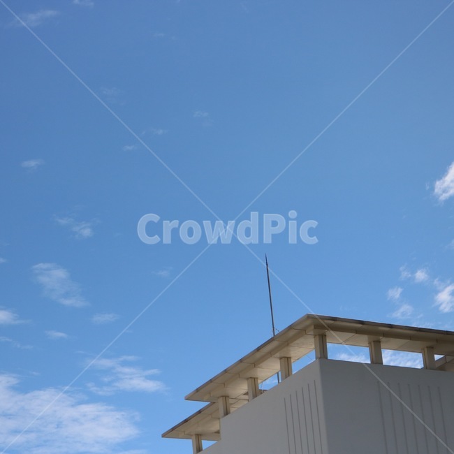 하늘,자연,구름,하늘색,흰색,sky,sora,nature,cloud,kumo,skyblue,sorairo,white,shiro,감성,건물,building,tatemono,건축물,건물외관,exterior,building,structure,architecture,construction