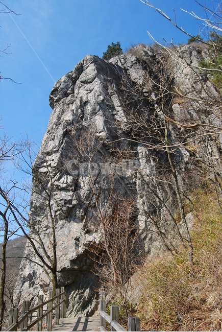 가지산,쌀바위,영남알프스,석남사숲,등산로,능선,치유,여행,돌,산행,힐링,자연,동행,등산,계절,한국,한국명산,한국등산,풍경,나무,하늘,바람,땅,자연,풍경,nature,landscape,한국자연풍경,한국자연경관,korea nature landscape,outdoors,옥외,cliff,낭떠러지