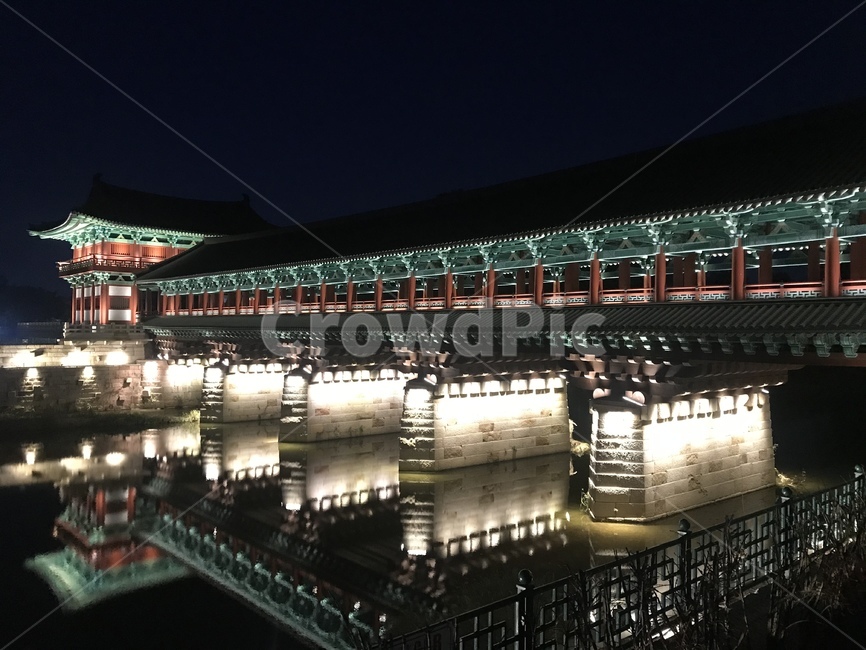 빛,밤,신라,다리,월정교,야경,밤,풍경,nightscape,night,landscape,한국전통,한국문화,korean traditional,korean culture,랜드마크,landmark,tourist attraction,한국랜드마크,한국관광지,한국명소,korea landmark,korea tourist attraction,건축물,건물외관,exterior,building,structure,architecture,construction