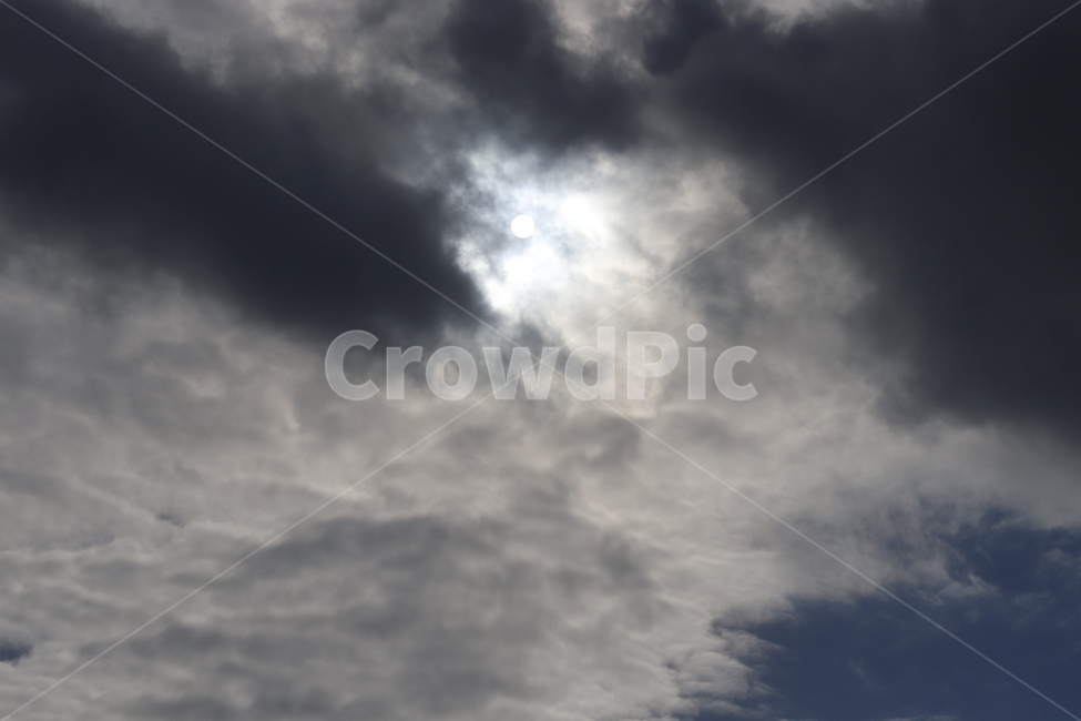 구름,cloud,맑은날,맑음,하늘색,감성,감성사진,color,coloroffeeling,햇빛,빛,light