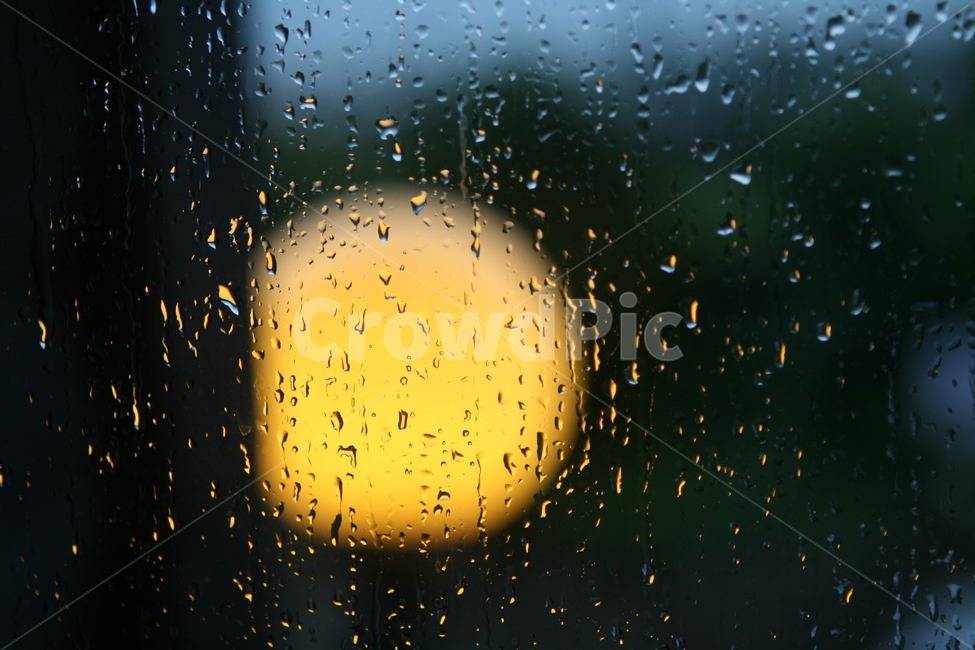 비오는날,빗물,빗방울,레인,rain,창밖풍경,유리창,유리창에비,가로등,불빛,창가,비,비오는날,rain,rainy