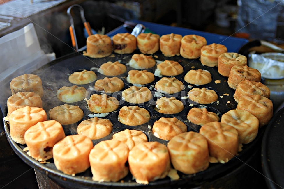 국화빵,빵,말가루,길거리음식,먹거리,자연,풍경,배경,음식,식재료,요리,food,cook,meal,dishes,food reserves,디저트,간식,후식,dessert,snack