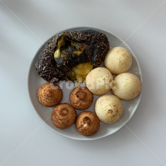 빵,카페,디저트,치즈볼,먹물빵,코코넛빵,음식,식재료,요리,food,cook,meal,dishes,food reserves,빵,bread