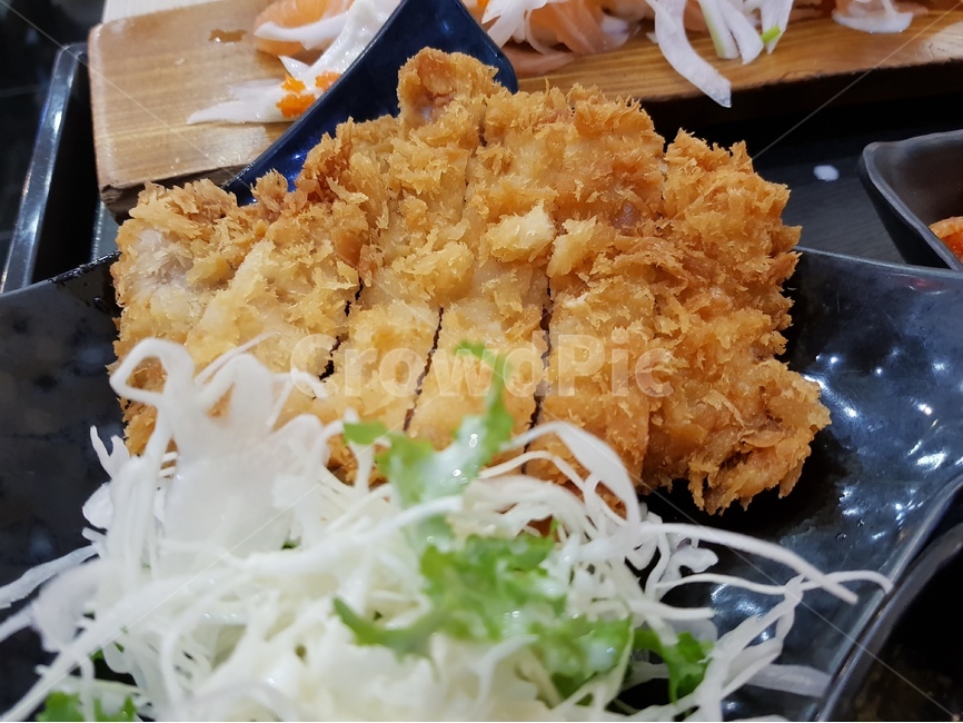 돈가스,식사,요리,튀김,돼지고기,신선한,셀러드,양파,소스,음식,식재료,요리,food,cook,meal,dishes,food reserves