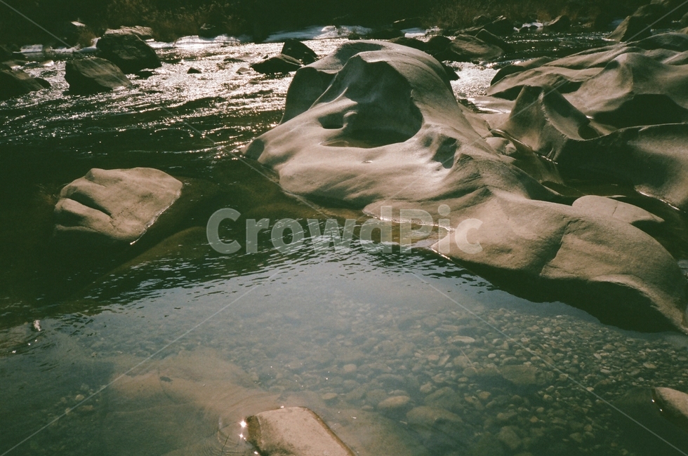 강,산,river,mountain,나루터,water,물,경치,풍경,landscape,필름,필름사진,film,nature,자연,outdoors,옥외,바위,rock
