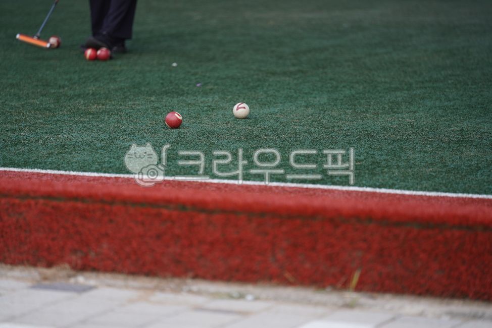 leisure activity,sports,activity,leisure sports,exercise,gateball,outdoor,ball,number,person,human