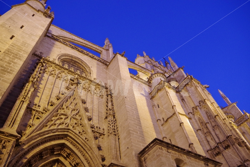 	여행,스페인,세비야,travel,spain,seviila,성당,cathedral,건축물,건물외관,exterior,building,structure,architecture,construction,해외,외국,세계,foreign,oversea,world,종교,신앙,religion,belief,faith