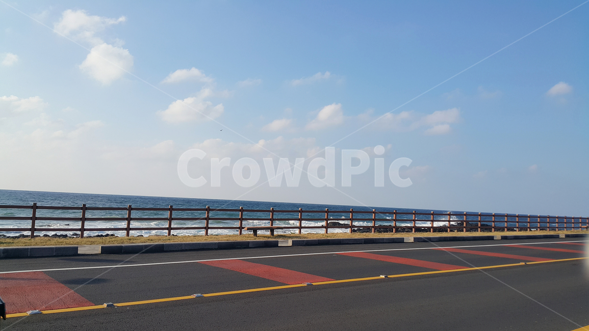 바다,해안도로,도로,구름,파도,울타리,자연,풍경,nature,landscape,road,asphalt,아스팔트