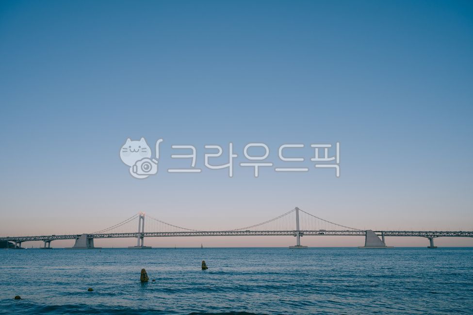 광안대교,부산,광안리,바다,대교,다리,한국관광지,랜드마크,다이아몬드브릿지,풍경,sea,bridge,beach,busan,diamondbridge,해수욕장,ocean,하늘,sky,sunset,일몰