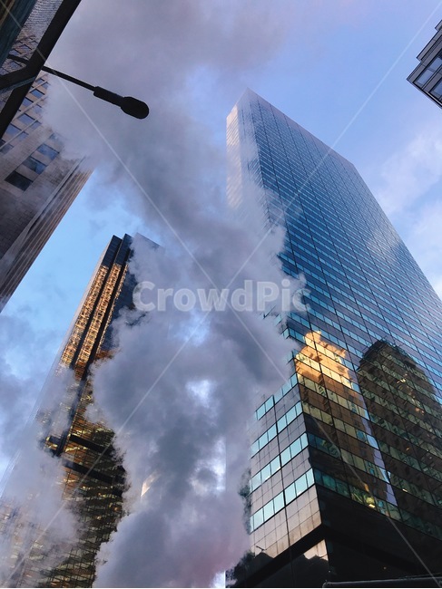 뉴욕,수증기,빌딩,도시,반사,city,newyork,ny,도시,풍경,city,landscape,건축물,건물외관,exterior,building,structure,architecture,construction,office building,사무실 건물,건물,urban,어반,town,시티,high rise,고층 건물