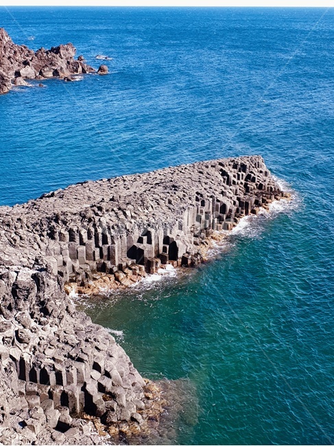 promontory,곶,shoreline,해안선,sea,옥외,outdoors,물,water,바다,nature,자연,ocean,대양,land,땅,자연,풍경,nature,landscape