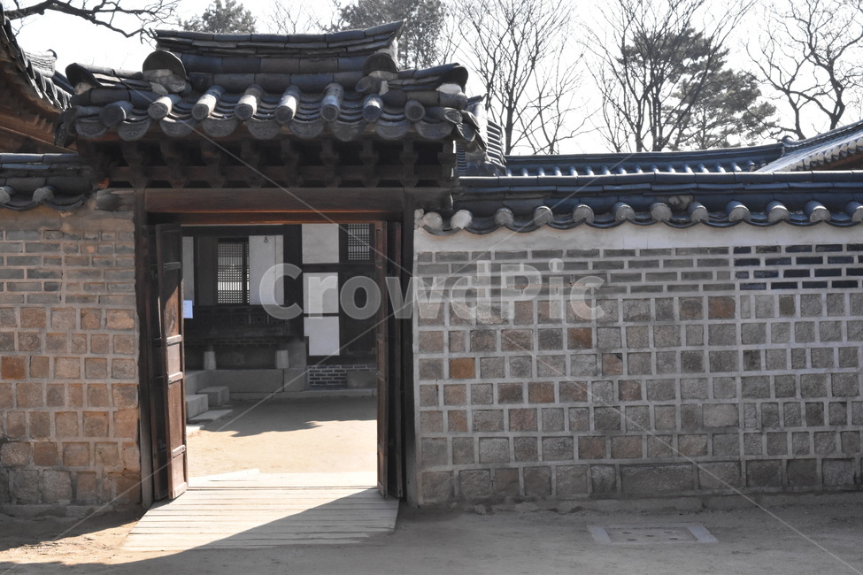 한옥,서울,창덕궁,담장,기와,대한민국,문화유산,Korea,wooden,Koreanstylehouse,wall,한국전통,한국문화,korean traditional,korean culture,건축물,건물외관,exterior,building,structure,architecture,construction