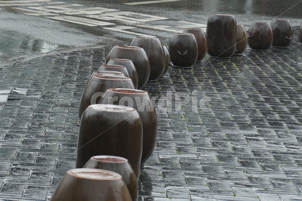 Oegosan Onggi Festival,Onggi Village,gray,distance,In May,Rainy Day,crock pot,tradition,Onggi Festival