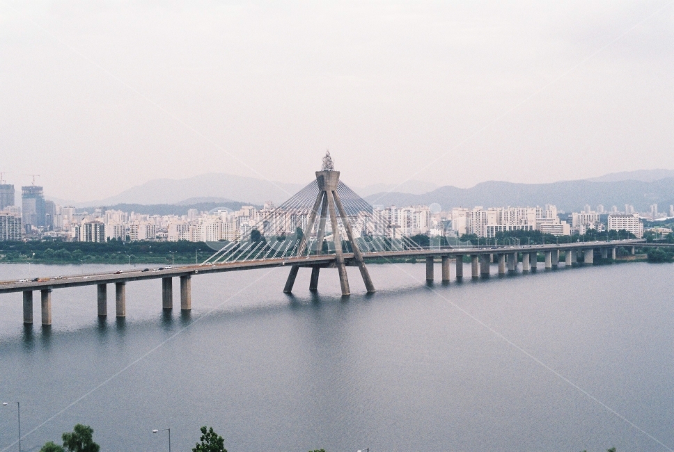 Hangangriver,landscape,한강,경관,올림픽대교,urban,seoul,도시,풍경,city,landscape,한국도시풍경,한국도시경관,korea cityscape,building,건물,bridge,다리