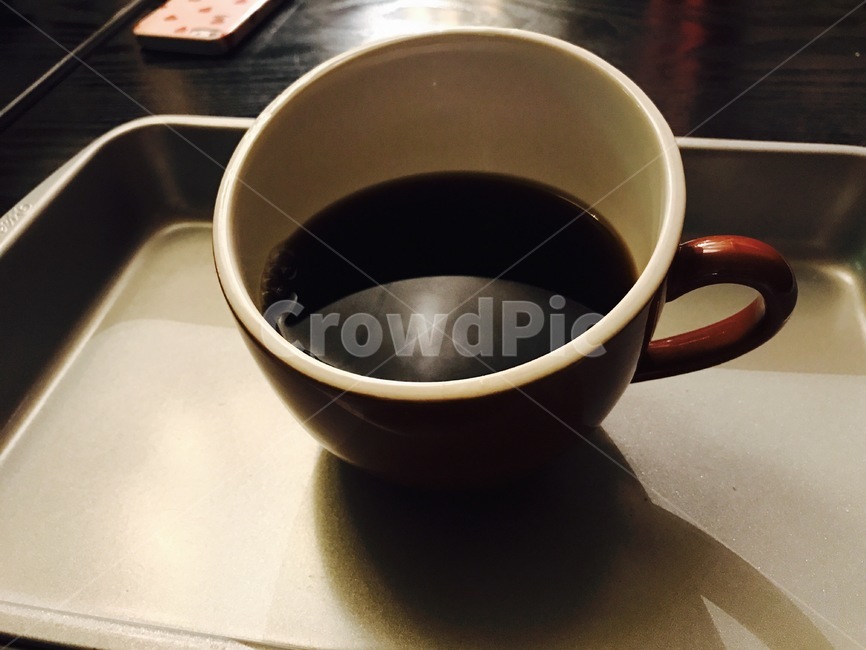 커피,커피잔,coffee,카페,cafe,블랙,레드,black,red,그림자,shadow,고풍,고전,앤틱,커피,카페,coffee,cafe