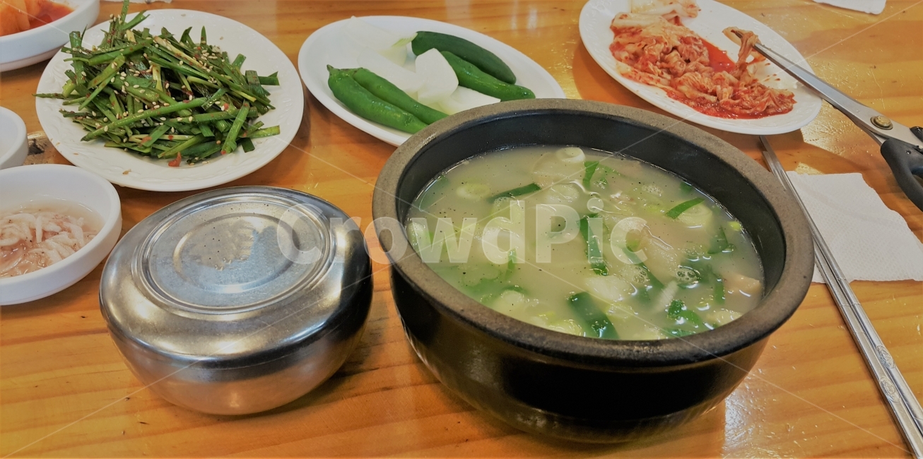 한식,한국,음식,한상차림,국,순대국,돼지국밥,국밥,한국음식,문화,음식문화,따뜻한,koreanfood,korea,food,soup,hot,heat,음식,식재료,요리,food,cook,meal,dishes,food reserves,한식,한국음식,한국요리,korean food,korean dishes,korean meal,korean cook