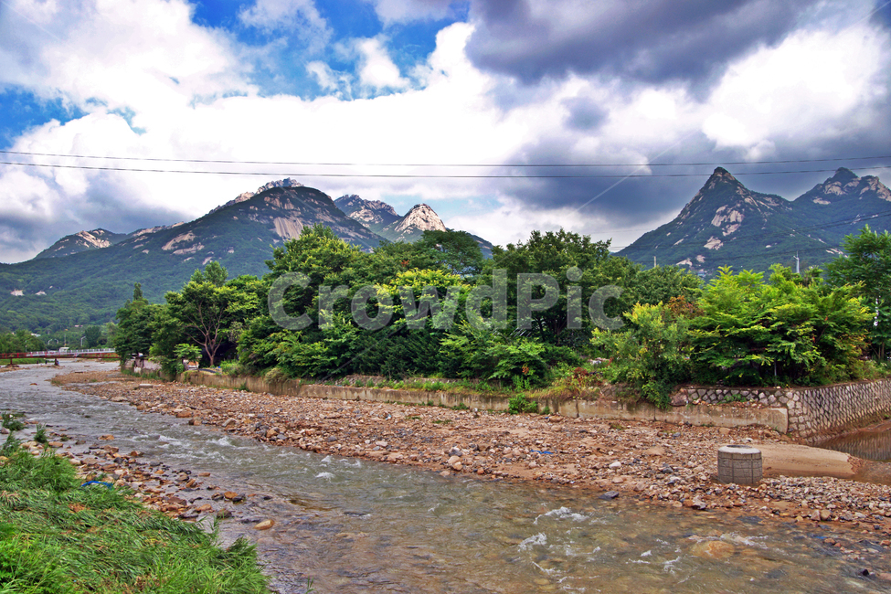 창릉천,덕수천,하천,고양시,냇가,북한산,구름,자연,풍경,nature,landscape,한국자연풍경,한국자연경관,korea nature landscape,dirt road,흙길,gravel,자갈,road,도로,outdoors,옥외