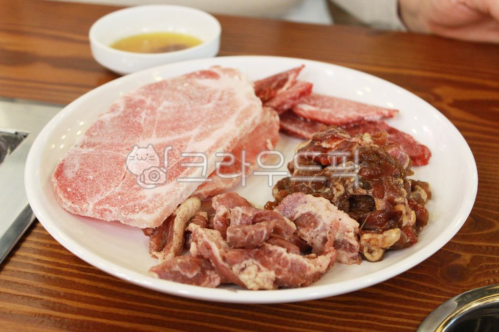 frozen meat,cook,frozen pork,raw meat,Meat buffet,frozen raw meat,pork,Raw neck meat,food,meal,meat,cooking,Frozen neck meat,neck meat