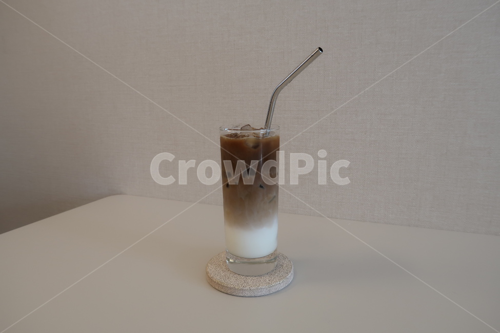홈카페,아이스라떼,라떼,카페,커피