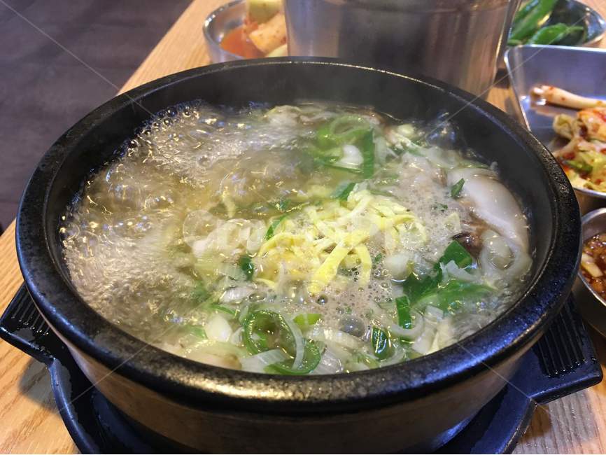 갈비탕,요리,한식,음식,뚝배기,끓는중,음식,식재료,요리,food,cook,meal,dishes,food reserves,한식,한국음식,한국요리,korean food,korean dishes,korean meal,korean cook