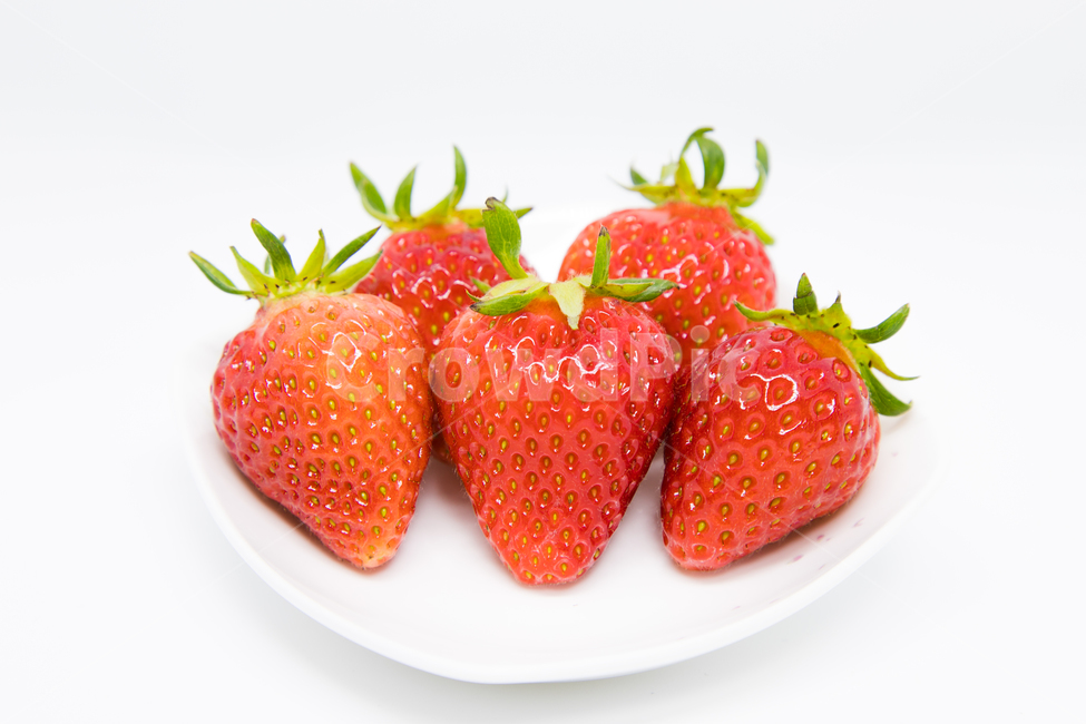 딸기,과일,쌍떡잎식물,빨간색,붉은색,제철과일,딸기요리,딸기케이크,딸기쨈,strawberry,딸기철,딸기효능,딸기뷔페,아이간식,음식,식재료,요리,food,cook,meal,dishes,food reserves,과일,열매,fruit,누끼,remove background
