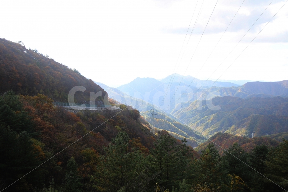 풍경,가을풍경,산그리메,길과산골짜기,자연풍경,가을,계절,fall,autumn,season,자연,풍경,nature,landscape,한국자연풍경,한국자연경관,korea nature landscape,mountain,산,outdoors,옥외