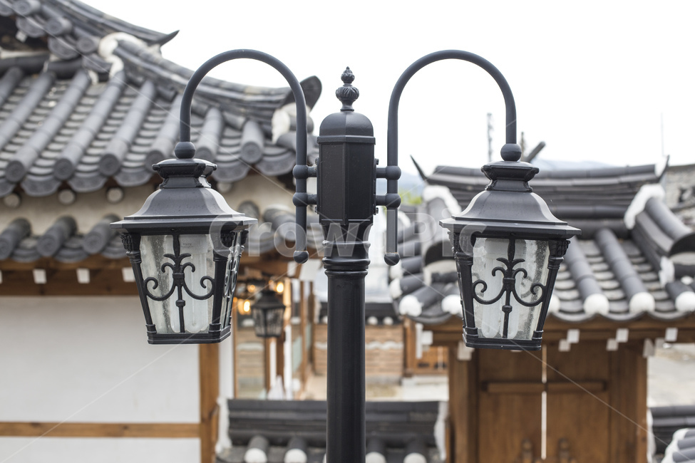 한옥,한옥마을,전통가옥,전통,지붕,가로등,전등,한국전통,한국문화,korean traditional,korean culture