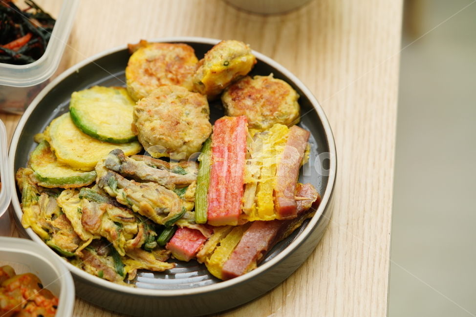 전,부침개,한식,안주,먹거리,간식,명절,음식,접시,dish,요리,food,식품,음식,식재료,요리,food,cook,meal,dishes,food reserves