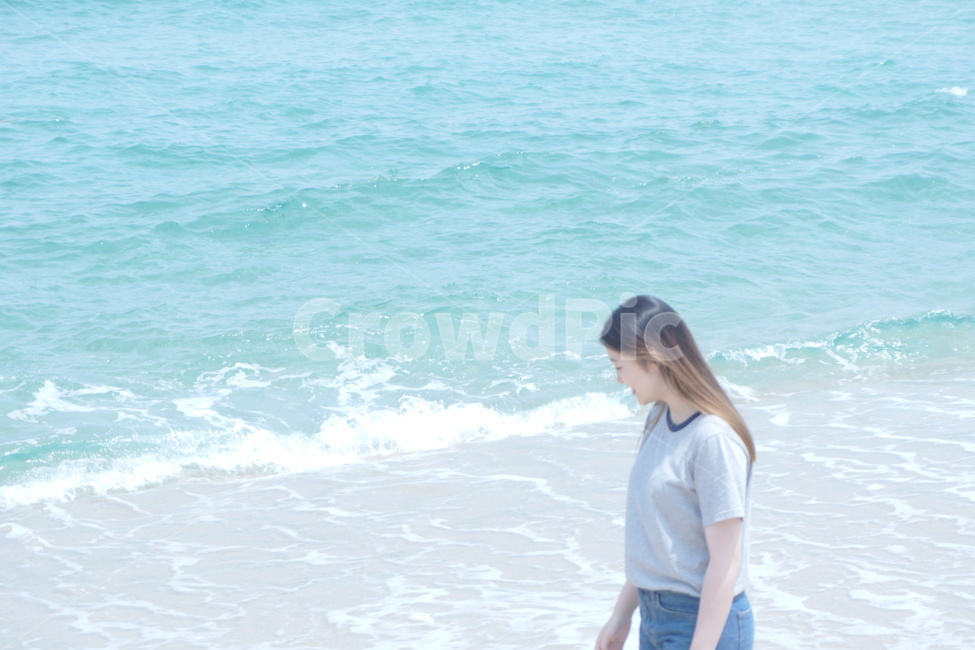 바다,여자,여름,파도,휴가,해변,바다,beach,sea,사람,인물,인간,human,person,여성,여자,woman,female,lady,여행,휴가,traveling,vacation,trip