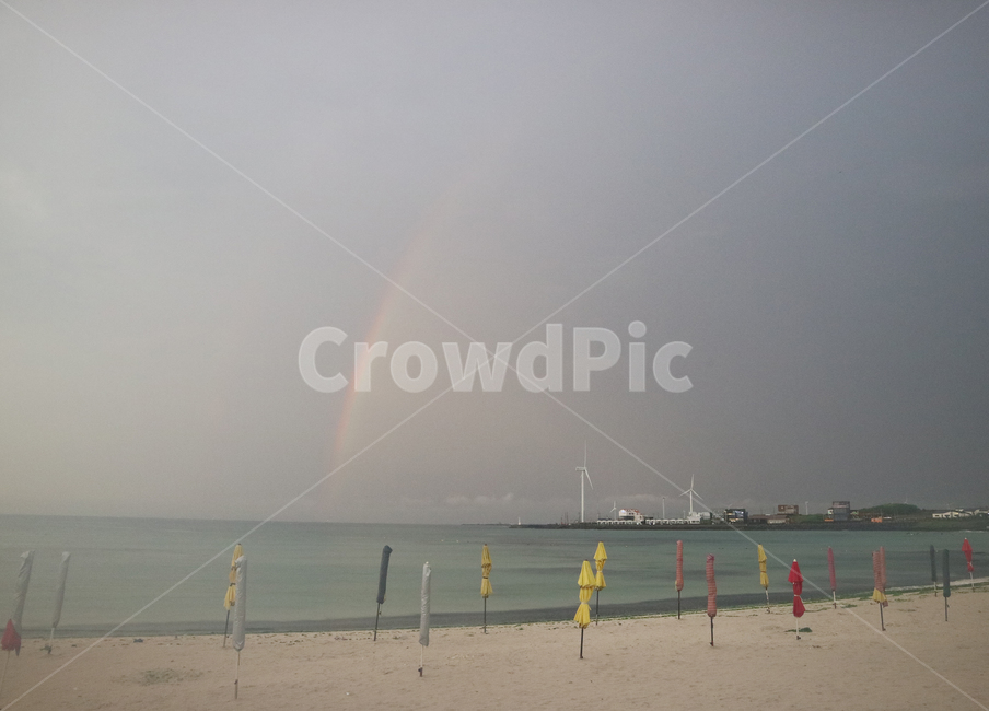 무지개,해안가,바다,풍경,파라솔,해수욕장,해변,바다,beach,sea