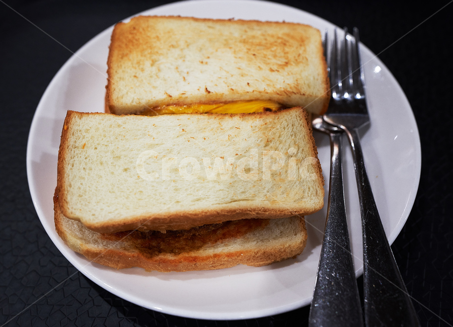 아침식사,브런치,식빵,포크,접시