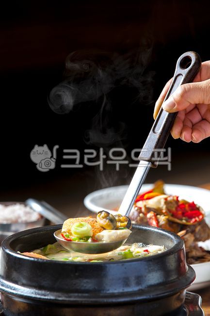 꽃게탕,꽃게,해물된장찌게,된장찌게,해물찌게,국자,한식,한정식,찌게,해물탕,음식점,식사,음식,해산물,수산물,해물,food,전통음식,한국음식,한국전통음식,민속음식,맛집,지역음식,해물요리,탕,백반,가정식,먹거리,음식,식재료,요리,food,cook,meal,dishes,food reserves