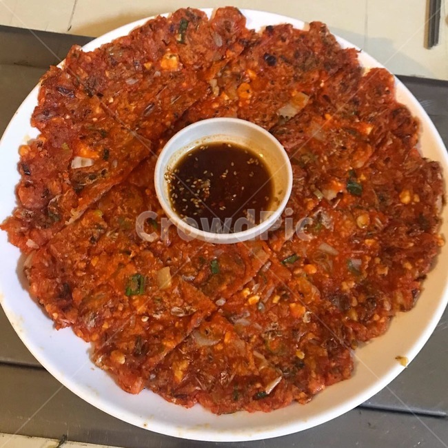 김치전,김치,전,간장,kimchi,soysauce,요리,dish,food,음식,meal,식사,음식,식재료,요리,food,cook,meal,dishes,food reserves,한식,한국음식,한국요리,korean food,korean dishes,korean meal,korean cook