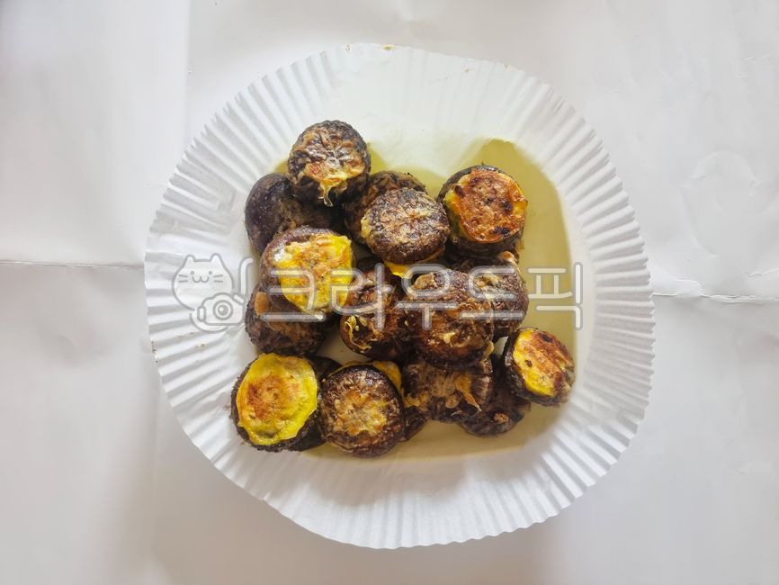 표고버섯,설날,설날음식,설날요리,명절요리,명절,한국음식,한국요리,요리,음식,food,한식,식사,부침,부침개,부침요리,버섯,버섯요리,노릇노릇,제사,제사음식,차례상,제삿상,제사상,차례음식,차례요리,한가위,반찬,간식,건강식,설요리