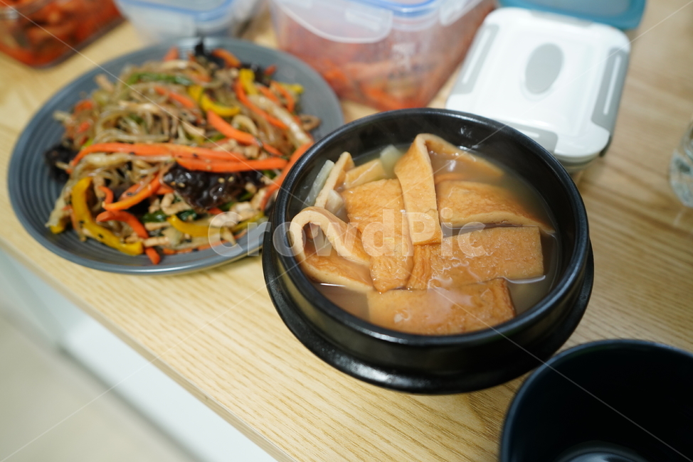 음식,푸드,한식,집밥,잡채,오뎅,어묵,국물,뚝배기,먹거리,간식,음식,식재료,요리,food,cook,meal,dishes,food reserves
