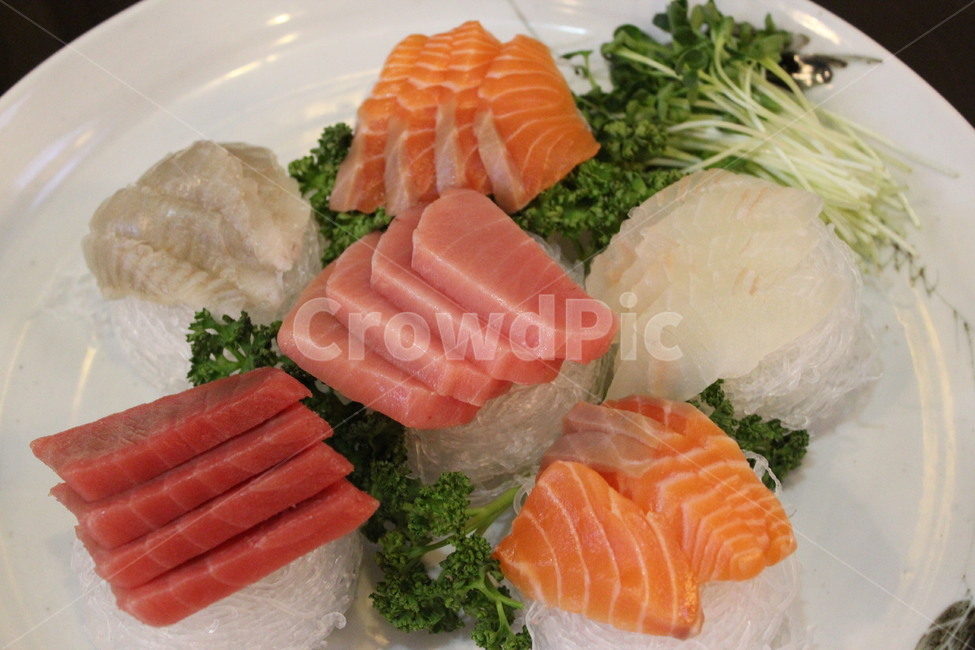 연어회,회,연어,참치,참치회,광어,모듬회,광어회,깔끔한,튜나,살몬,salmon,신선한,물고기,생선,점심식사,저녁식사,회식,식사,맛있는,싱싱한,해산물,해물,바다,바다요리,한국,한국음식,일식,사시미,음식,식재료,요리,food,cook,meal,dishes,food reserves,수산물,해산물,fishery products,seafood