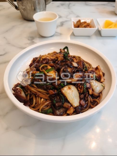 짜장면, 쟁반짜장, 짜장, noodle, 국수, 사진,이미지,일러스트,캘리그라피 - 엉클죠작가
