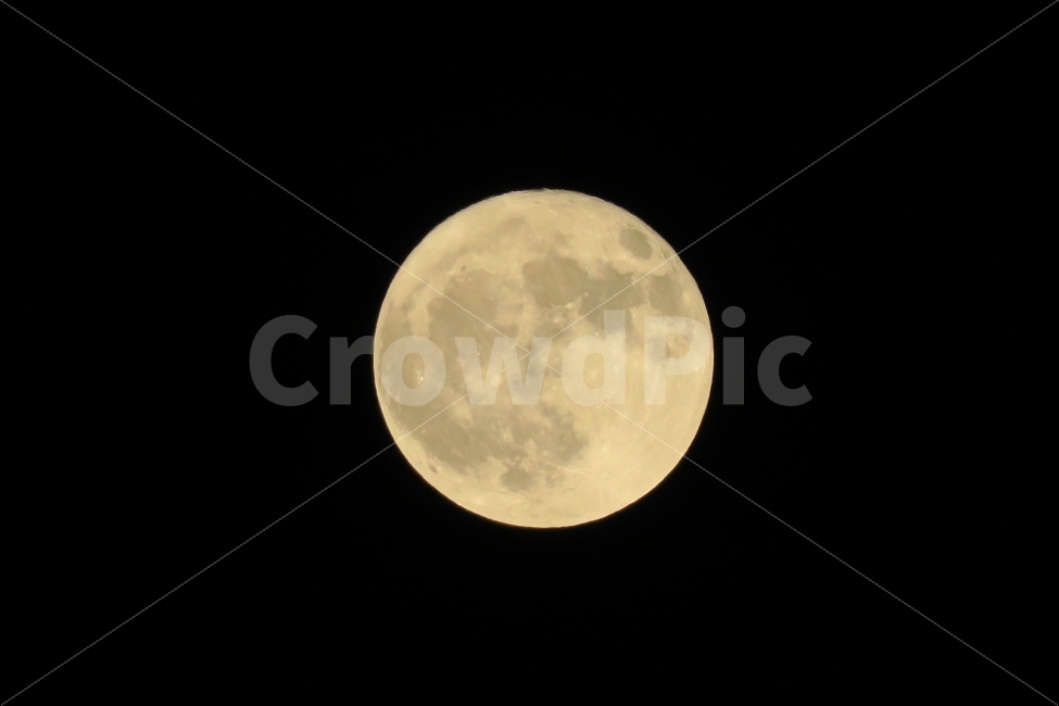 보름달,달,밤,동그란,moon,달빛,자연,풍경,nature,landscape,야경,밤,nightscape,night,outer space,대기권 밖,astronomy,천문학,outdoors,옥외,universe,우주,space