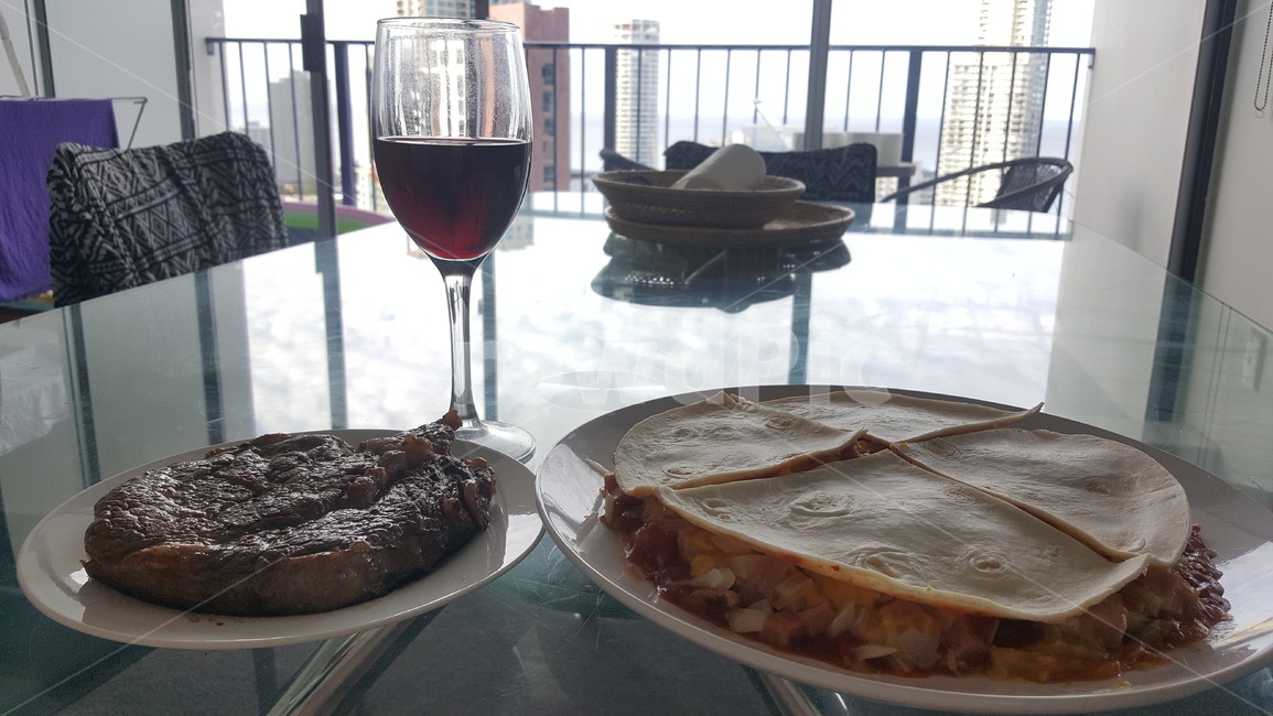 식사,와인,스테이크,한가한오후,혼밥즐기기,음식,식재료,요리,food,cook,meal,dishes,food reserves,술,주류,alcohol