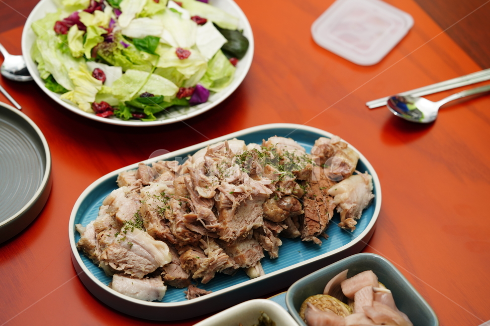 수육,육식,육류,한식,고기,접시,음식,푸드,안주,먹거리,food,식품,meal,식사,음식,식재료,요리,food,cook,meal,dishes,food reserves,육류,고기,meat