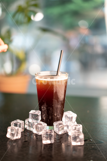 휴식,얼음,카페라테,카페,커피,나른함,여유,여름,계절,summer,season,커피,카페,coffee,cafe