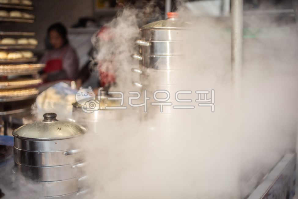 dumpling,vapor,king dumplings,mandu,Korean,without any hesitation,korean,pork,doughboy,food,Steamed dumplings,Dumpling shop,Asia,Korean food,meat dumplings,steam,cooking
