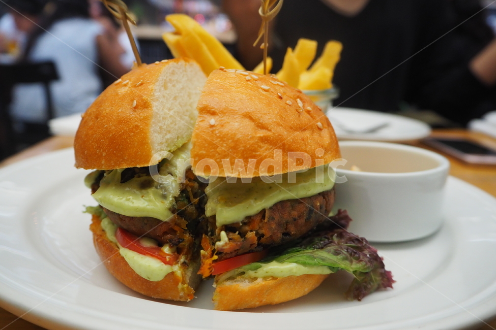 채식버거,veggieburger,burger,버거,프렌치프라이,버거세트,veganburger,비건음식,음식,식재료,요리,food,cook,meal,dishes,food reserves,양식,서양음식,서양요리,western food,western dishes,western meal,western cook