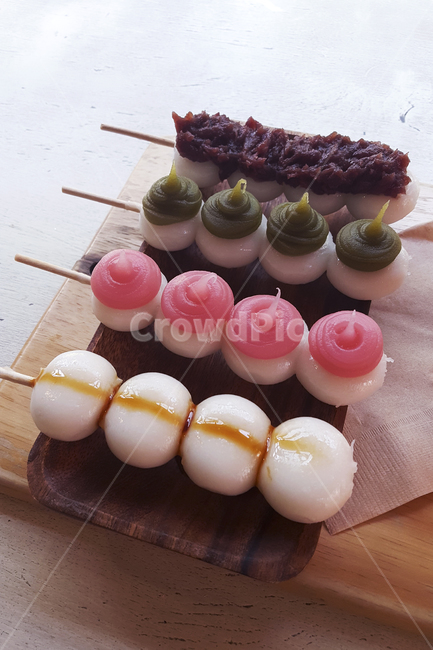 당고,찹쌀떡,떡꼬치,일본음식,디저트,간식,먹거리,음식,dango,ricecake,japanesefood,food,dessert,skewers