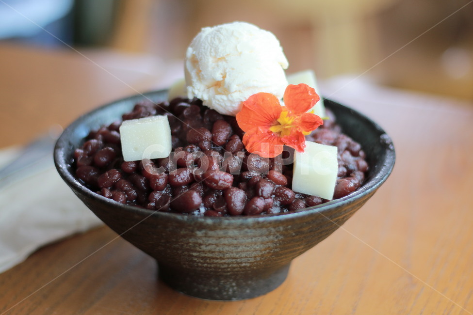 팥빙수,빙수,간식,팥,얼음,떡,여름,계절,summer,season,음식,식재료,요리,food,cook,meal,dishes,food reserves,디저트,간식,후식,dessert,snack,plant,식물,vegetable,야채,bean,콩