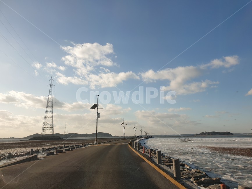 road,asphalt,아스팔트,고속도로,freeway,타맥,tarmac,highway,sky,sea,바다,snow,눈,ice,하늘,도로,빙,sand,겨울,계절,winter,season,자연,풍경,nature,landscape,고속 도로