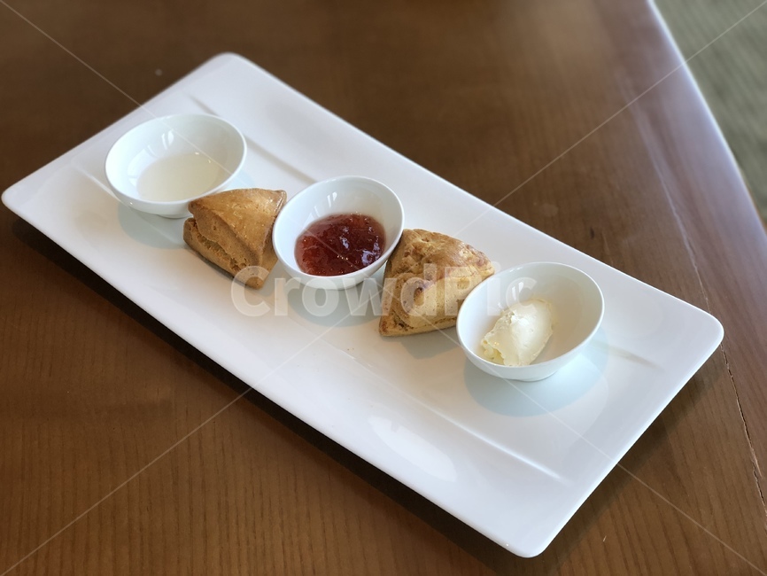 디저트,스콘,애프터눈티,카페,음식,음식,식재료,요리,food,cook,meal,dishes,food reserves,빵,bread,디저트,간식,후식,dessert,snack